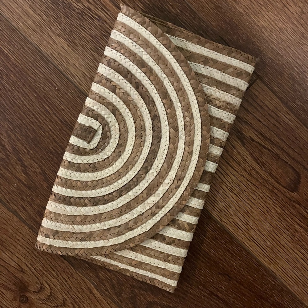 Summer Clutch
